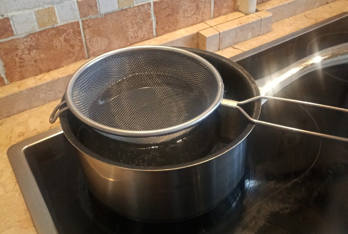 Вот такая конструкция у меня получилась. Фото мое.