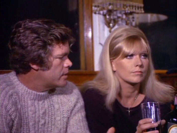 Трой МакКлюр и Ким Новак в фильме "Треугольник Сатаны"