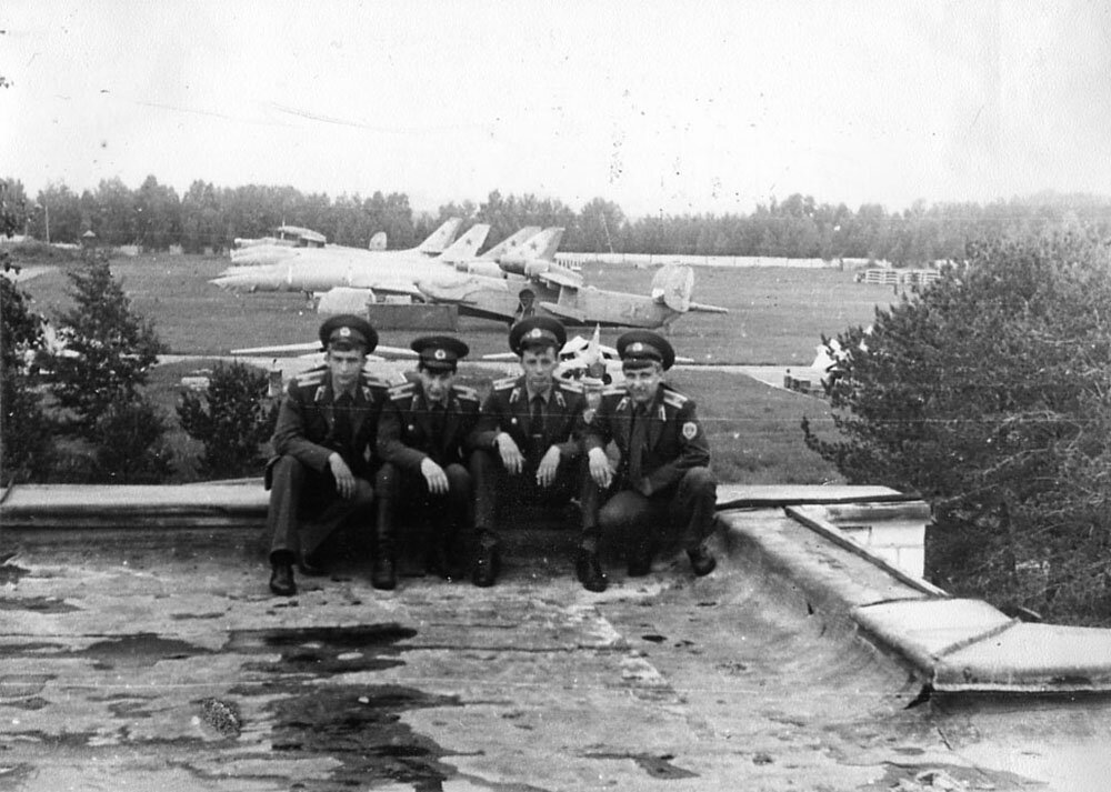 ачинск вату. лвату 1986-1989. васильковское авиационное техническое училище. васильковское военное авиационно-техническое училище. ввату васильков.