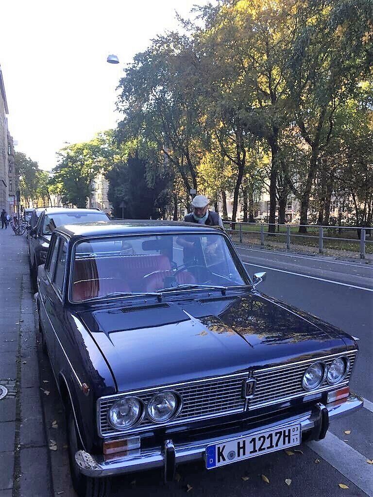 Хромированная решетка радиатора ВАЗ 2103 