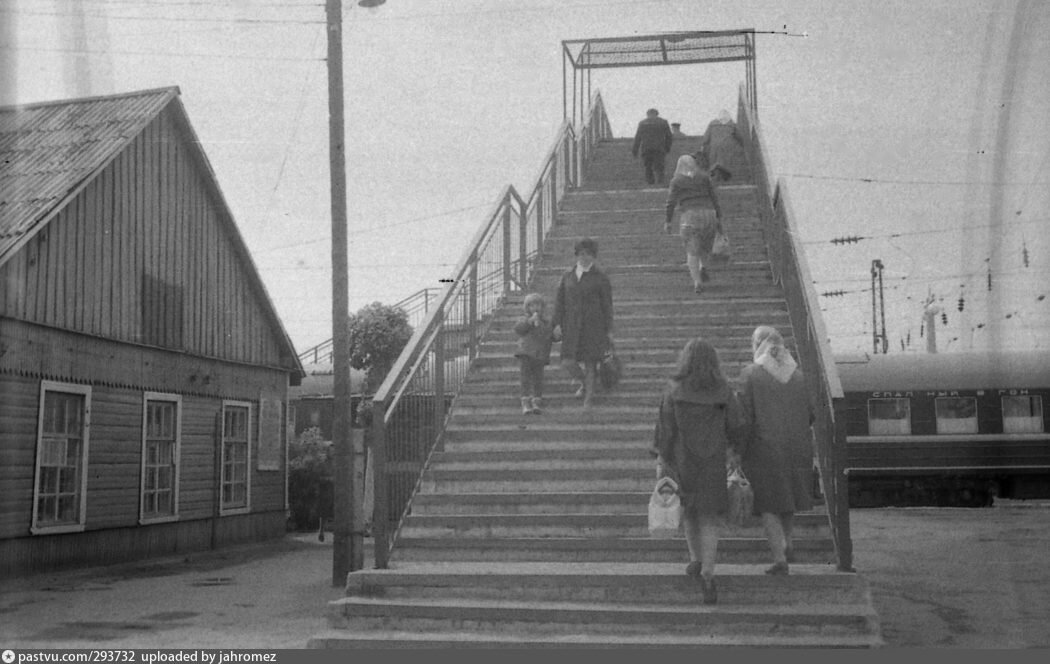 Сухиничи-главные, 1971 г. Автор: Морозова (Головенкова) З. Е.