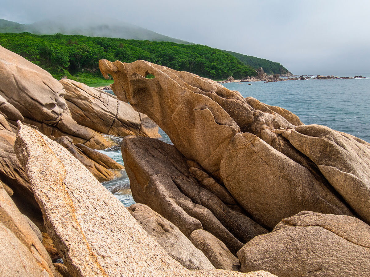 дальний восток река амур. озеро ханка шахайскийрайон. алеутский район, камчатский край. оз. озеро хасан приморский край.