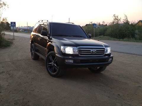 Toyota Land Cruiser 100