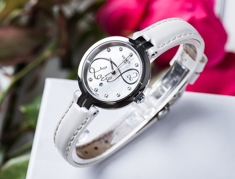  TISSOT FLAMINGO VALENTINES T094.210.16.111.01 