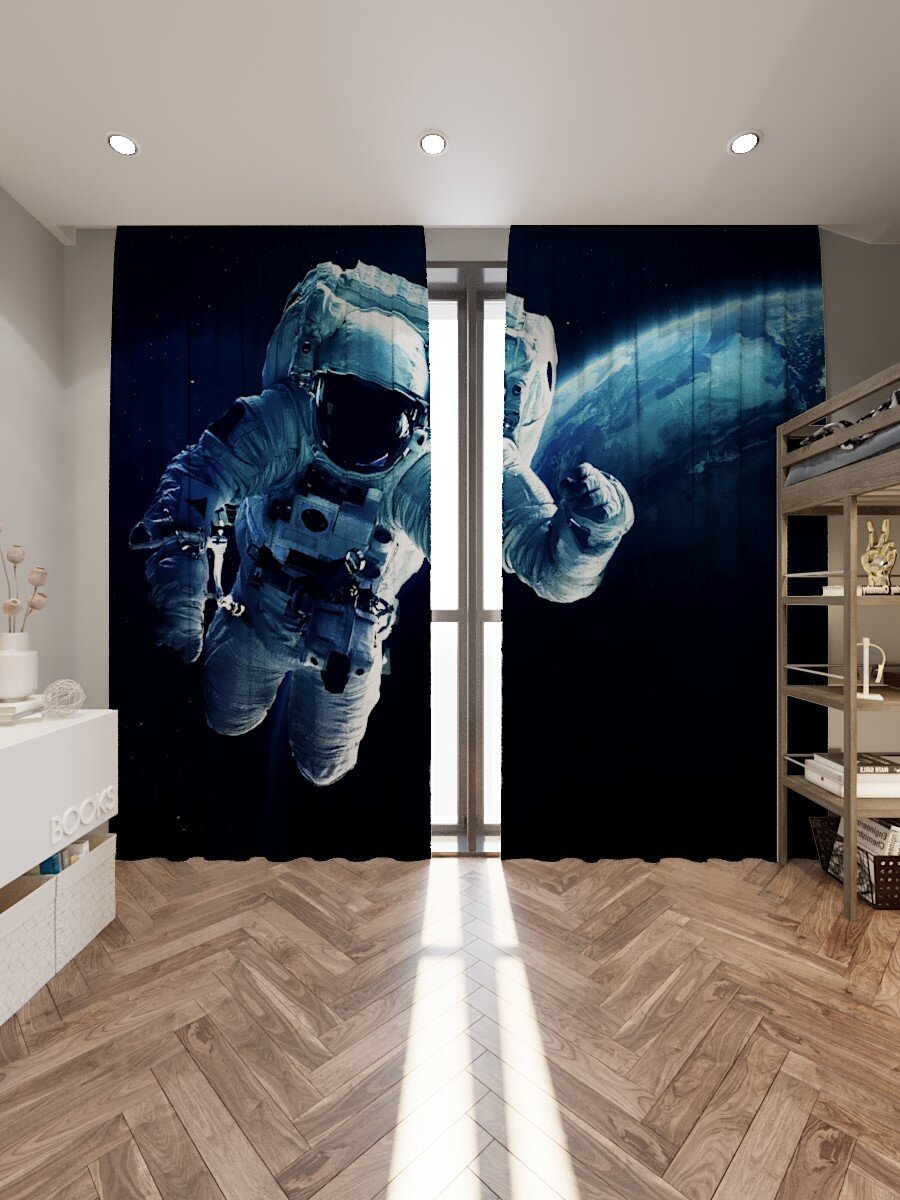 Фотошторы «Астронавт в открытом космосе»