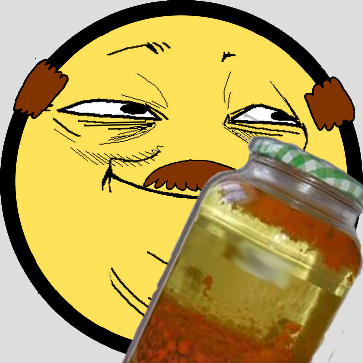 Настоящий кальвадос из банки, я еще туда рябинки кинул!