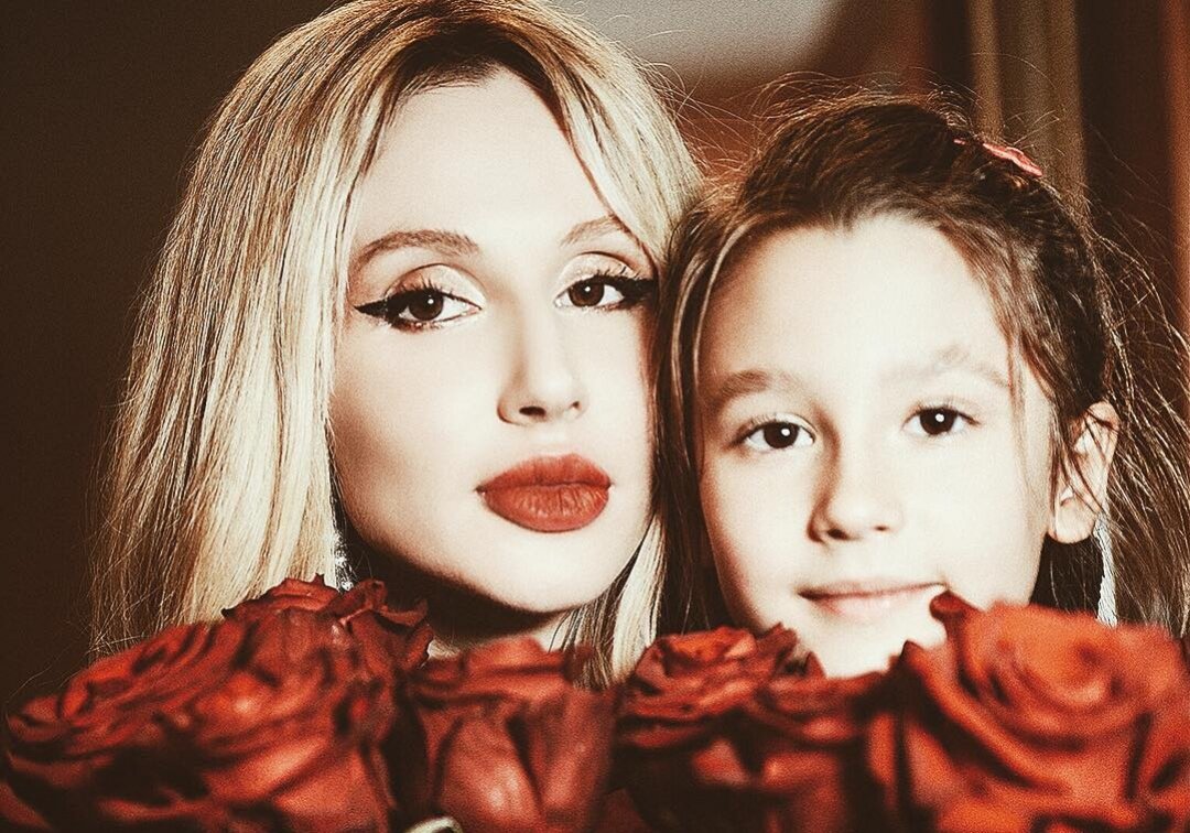 Фото из Интернета. Светлана Лобода со старшей дочкой Евангелиной.