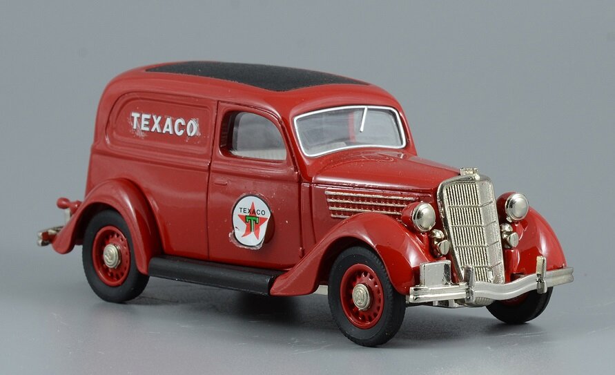 модель 1935 Ford V-8 Texaco