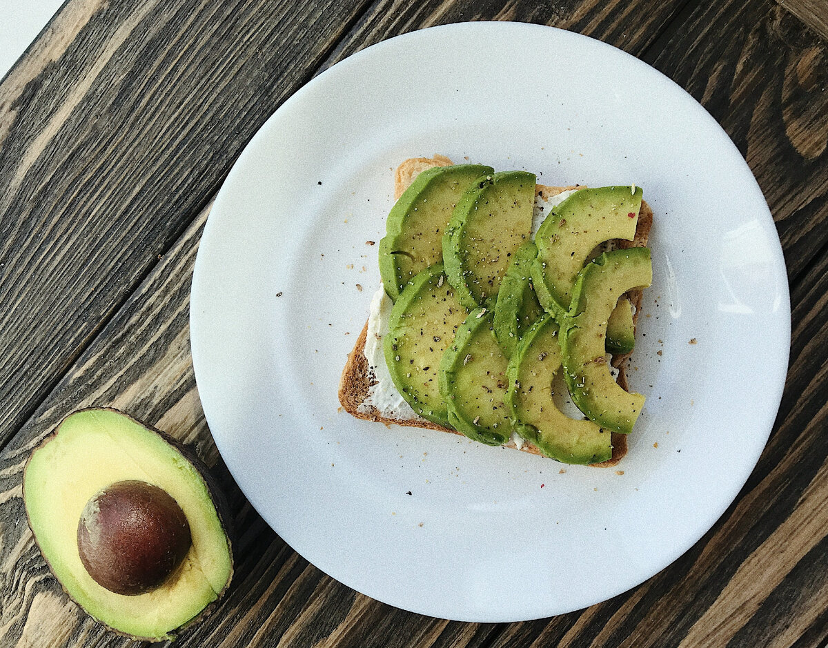 из интернет https://images.pexels.com/photos/4108287/pexels-photo-4108287.jpeg?auto=compress&cs=tinysrgb&dpr=2&h=650&w=940