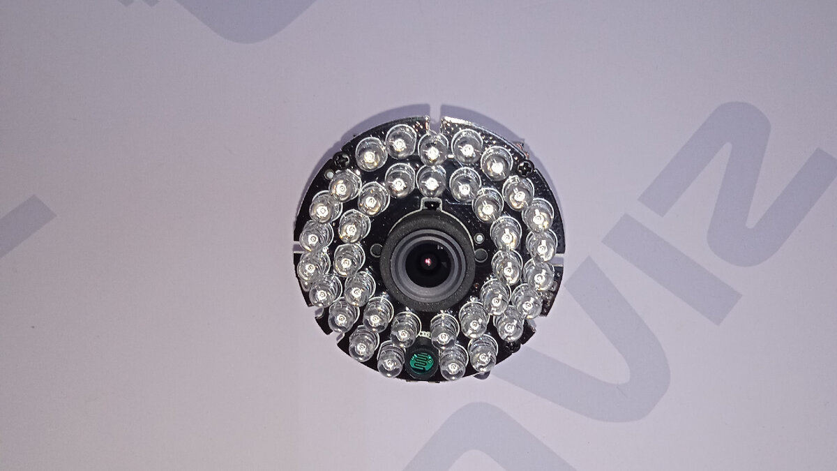 Ссылка; https://www.pod-ohranoy.ru/collection/wi-fi-kamery-ulichnye-i-domashnie/product/ulichnaya-wi-fi-camera