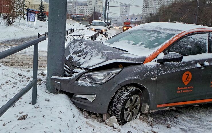     Почему на самом деле уменьшилось число ДТП с автомобилями каршеринга Фото avtovzglyad.ru