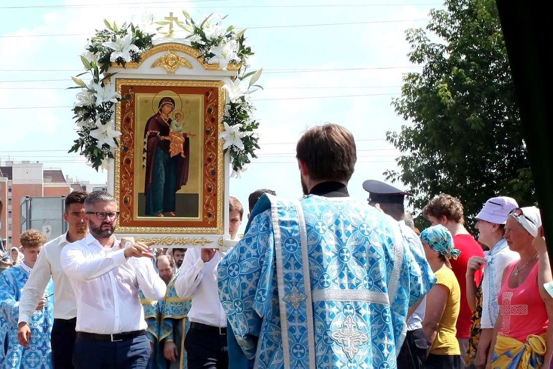 Храм на святом озере в Косино