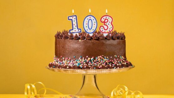    Секреты долголетия: 103-летняя женщина ходит в спортзал 3-4 раза в неделю Ирина Петрова