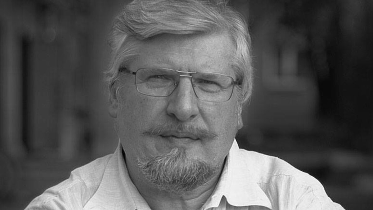 Сергей Вячеславович Савельев  — российский ученый, эволюционист, палеоневролог, доктор биологических наук, профессор, заведующий лабораторией развития нервной системы НИИ морфологии человека