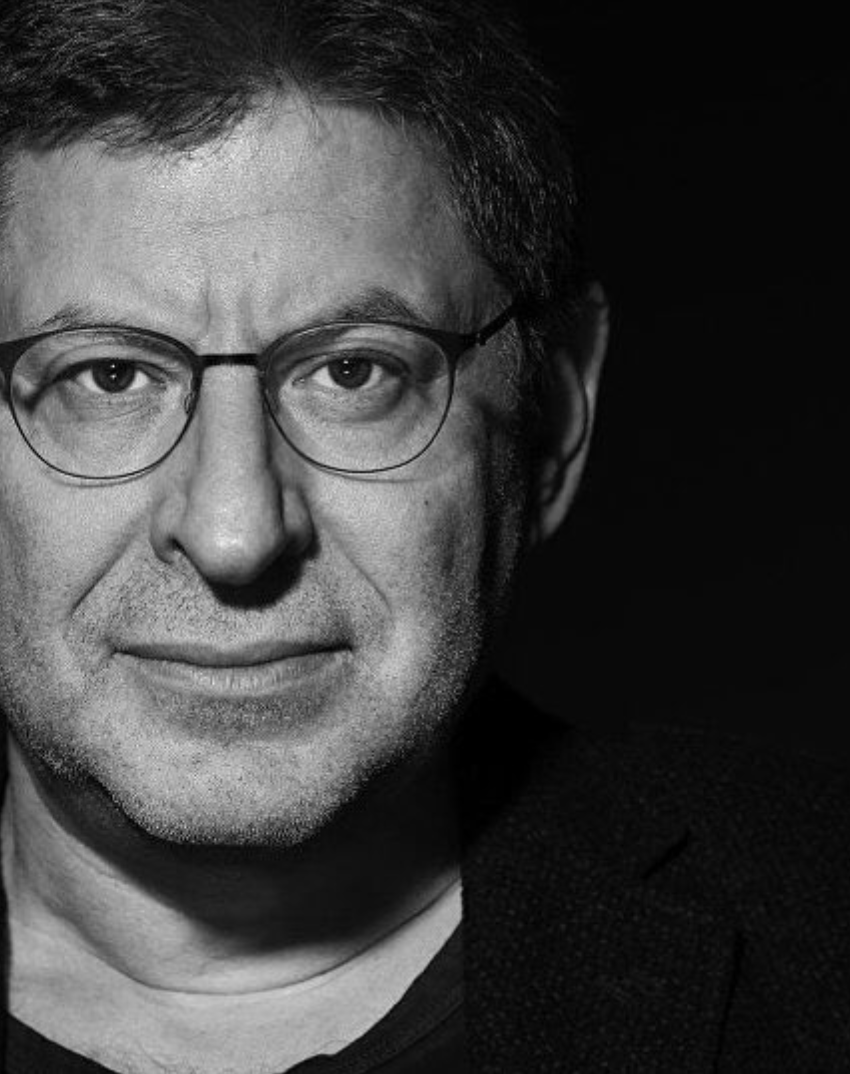 У него даже есть свой сайт https://labkovskiy.ru/