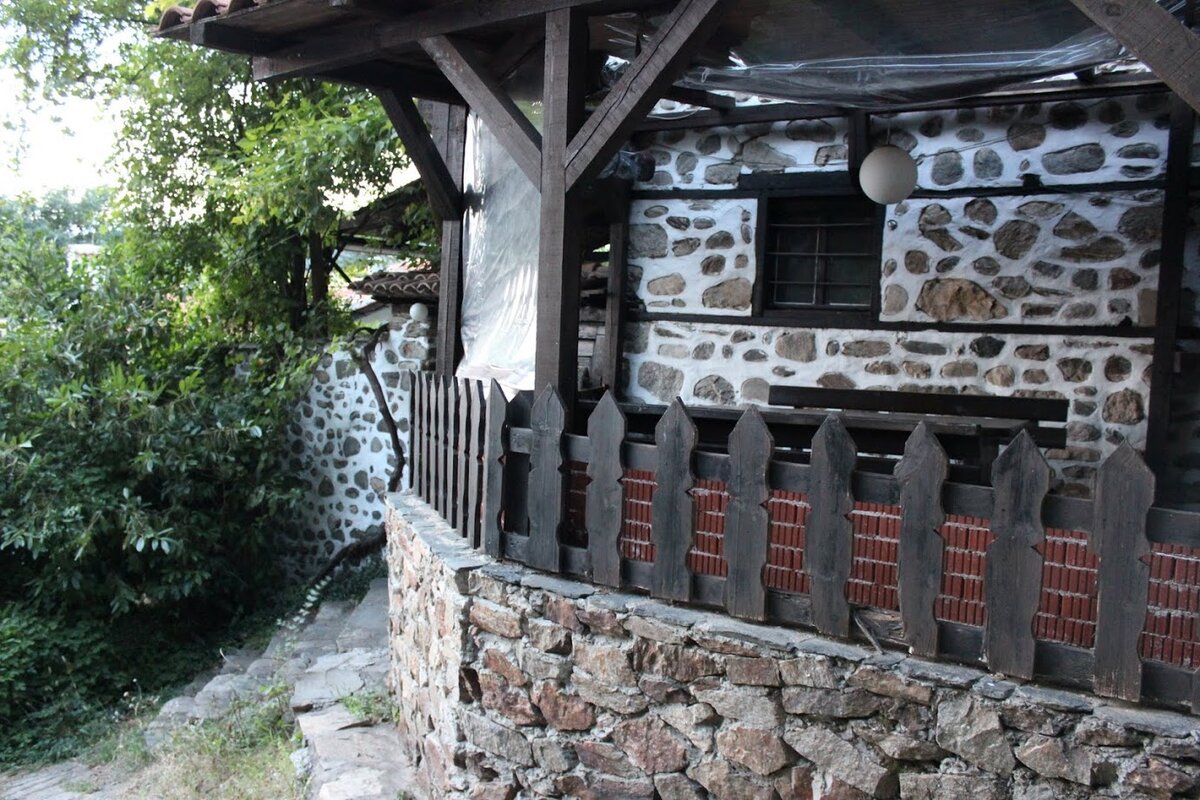 Прогулка по кварталу Вароша, Благоевград. Август 2016 года