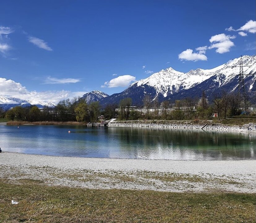Ранняя весна на озере Баггерзее, город Инсбрук