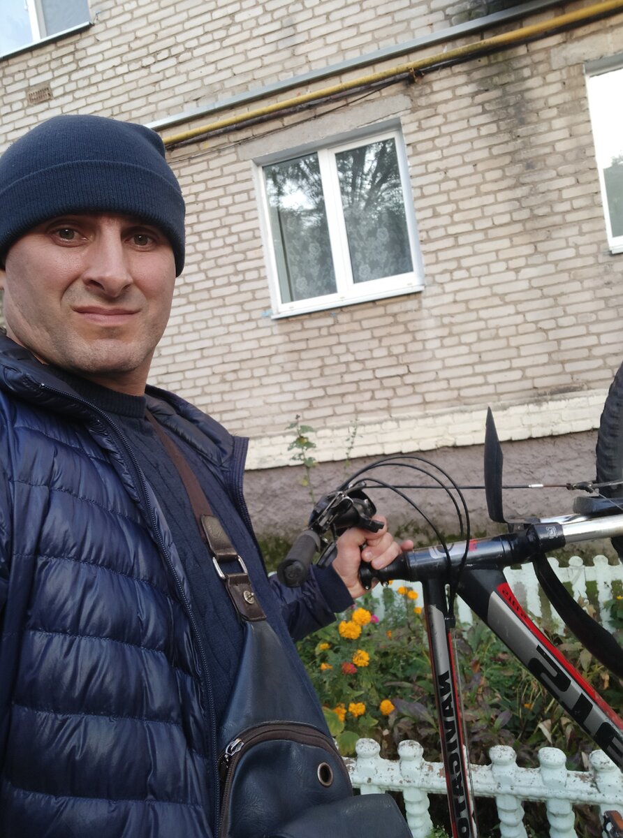 ставлю велик в подвал, листайте