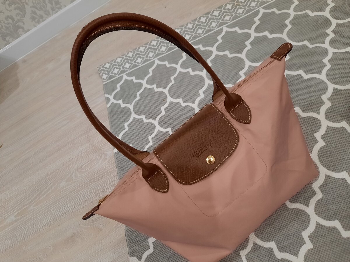 Достаточно вместительная