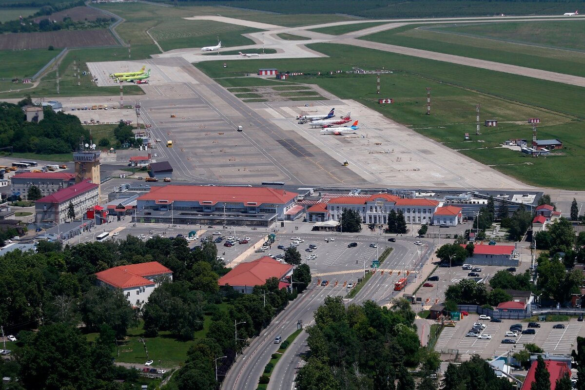 Аэропорт краснодара на