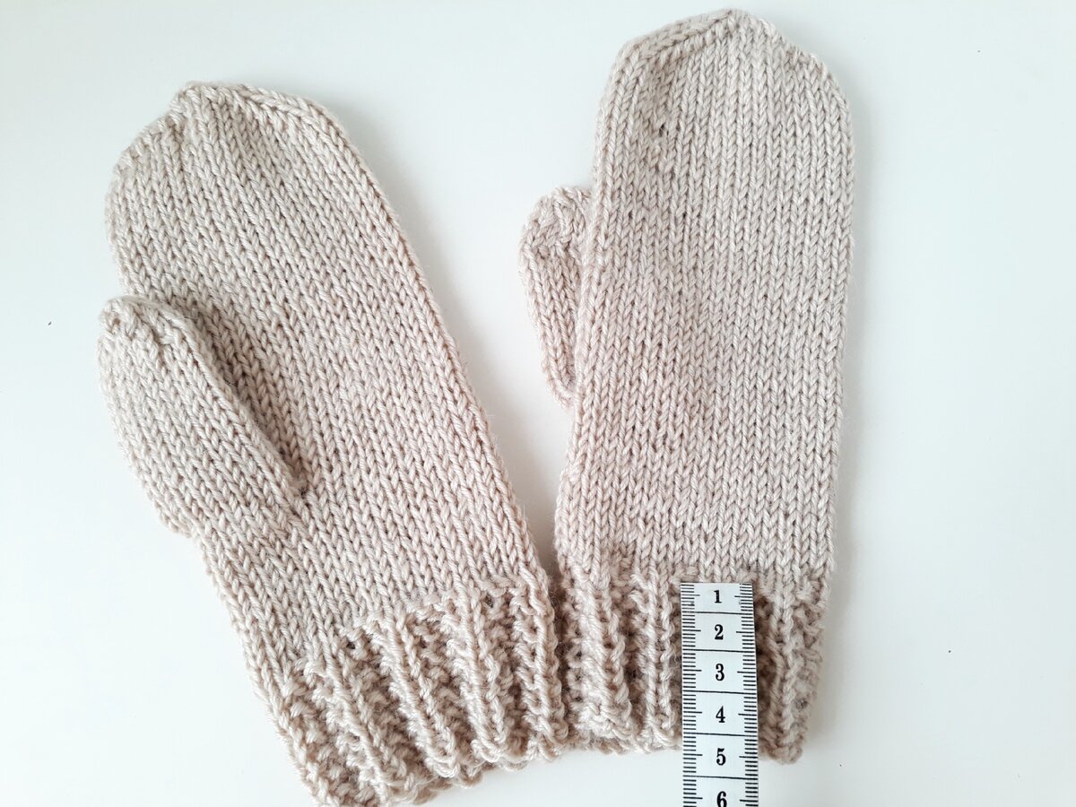 Высота манжеты около 4 см.