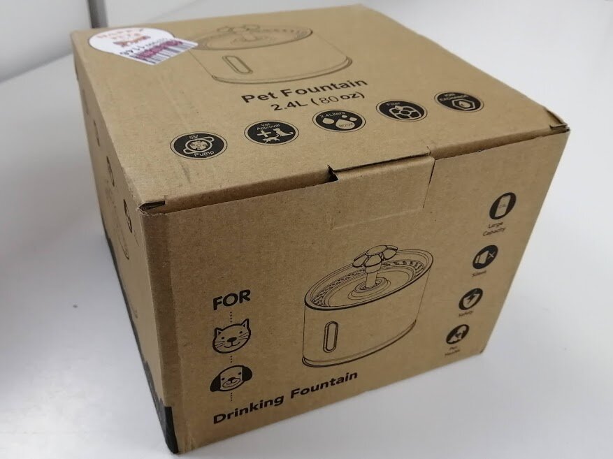 Поилка для собак, кошек и птиц Happy Pets - 1966 руб.