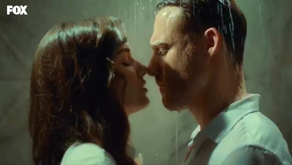 Кадр из сериала "Постучись в мою дверь". Фото: скриншот