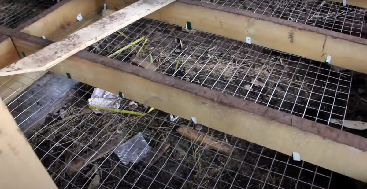 Сетка от мышей.