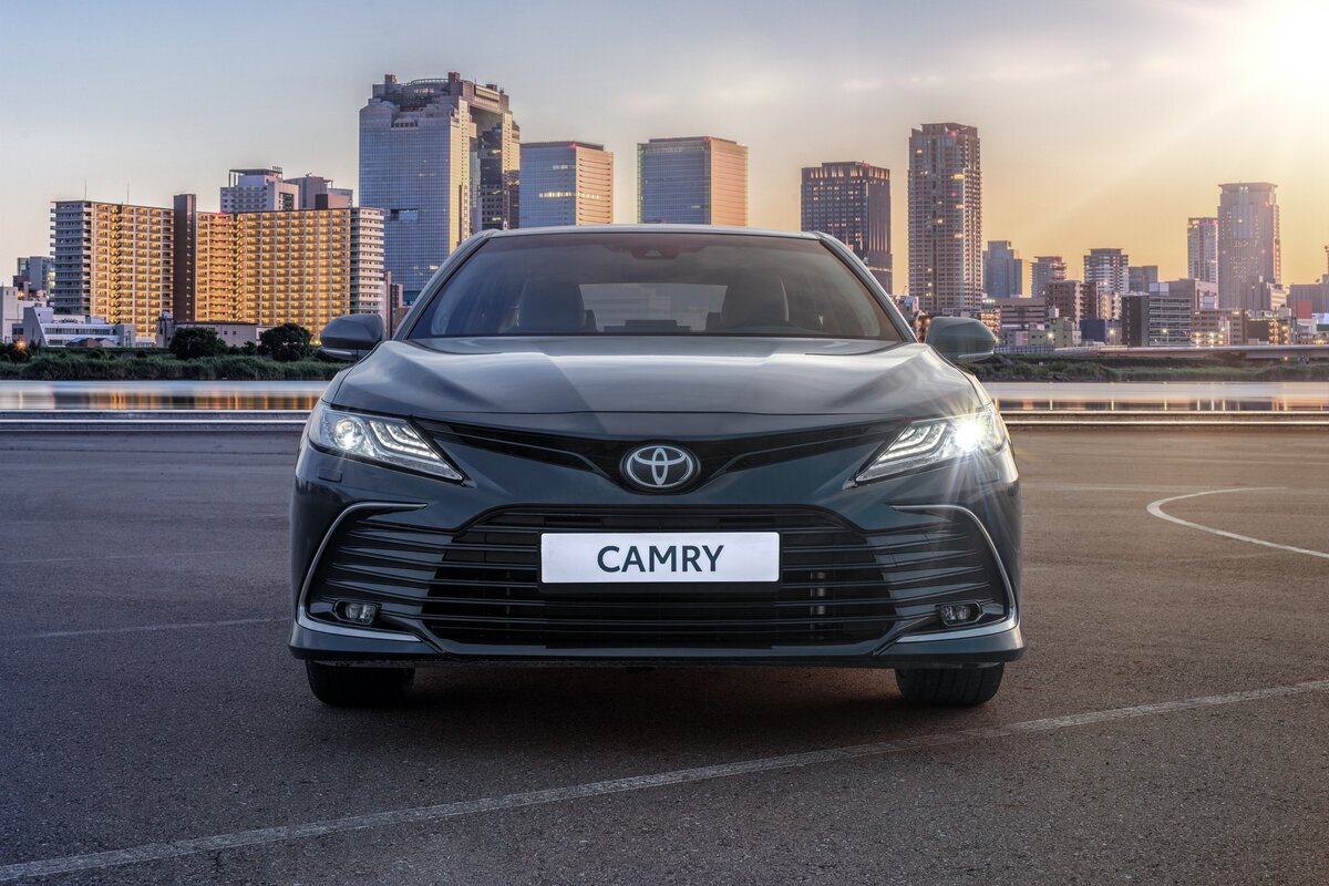 Тойота в россии 2024. Toyota Camry xv70. Тойота Камри 2022. Camry 2021. Camry 75.