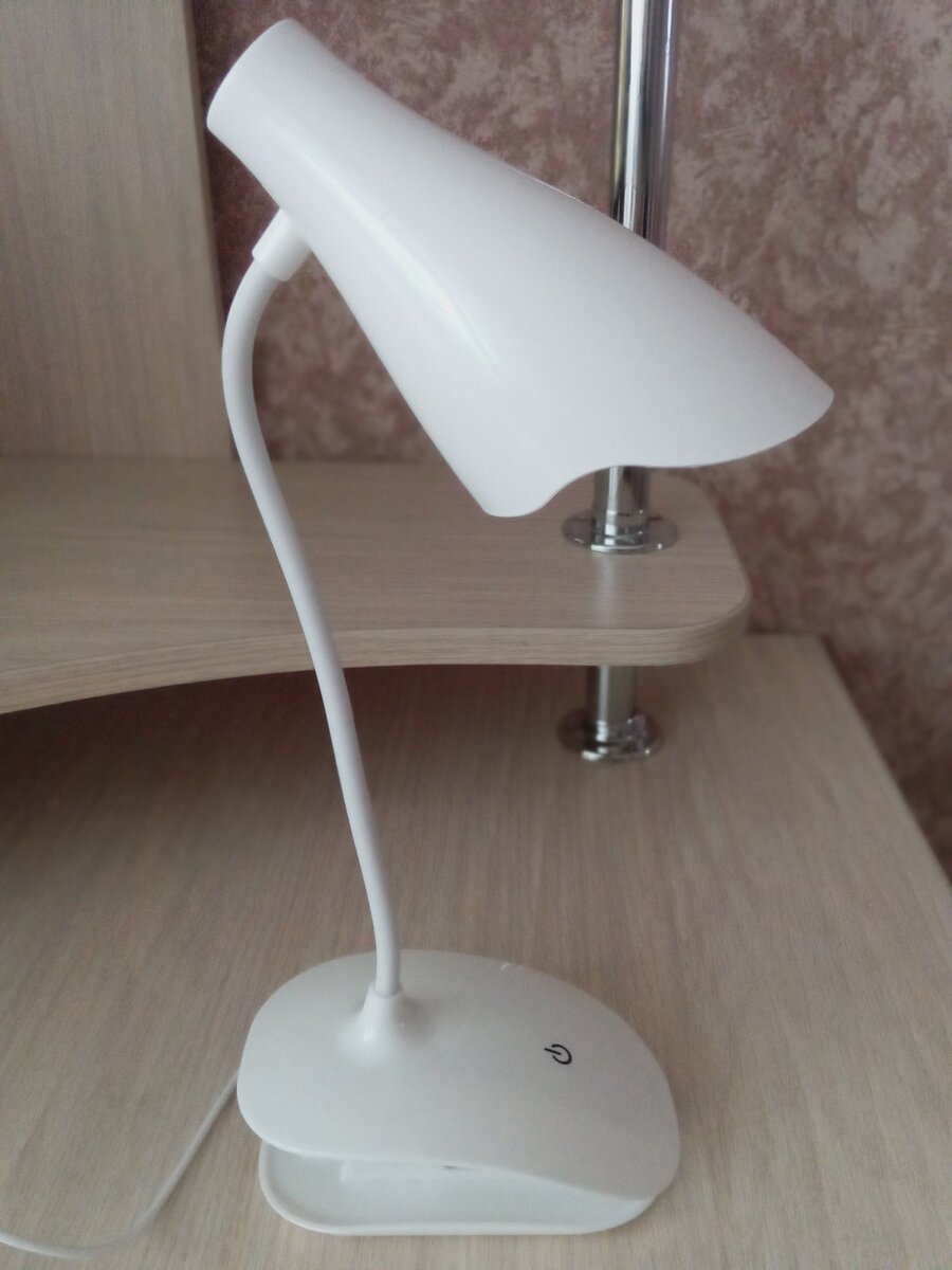 Сенсорный светильник из фикса