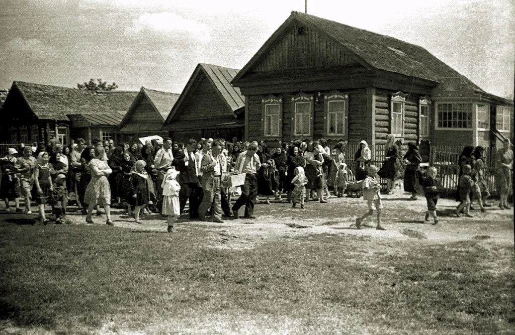 Много много лет назад в районах. Советская деревня. Советская деревня 1960. Школа в деревне в годы войны. Деревенская школа до войны.