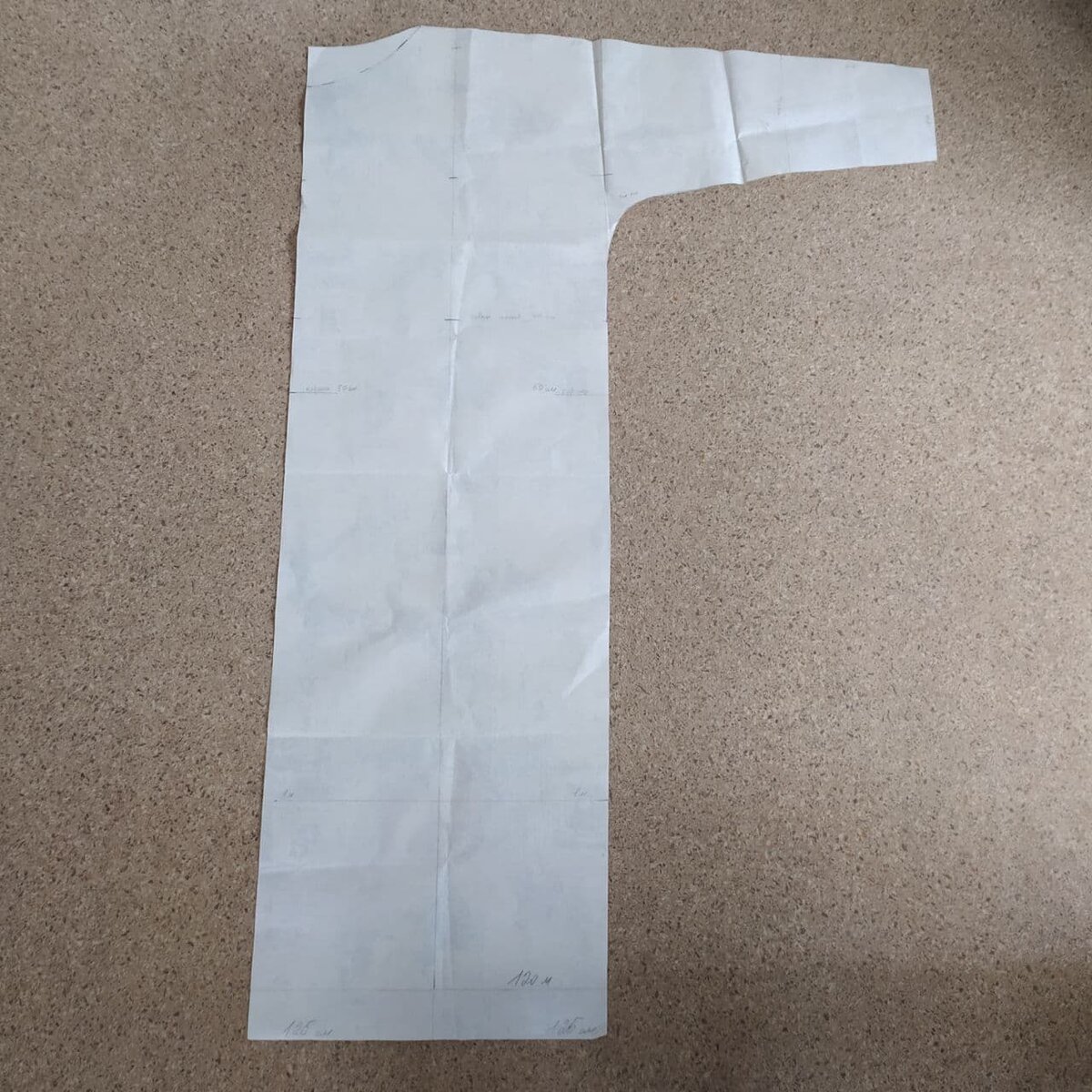 С выкройкой всегда спокойнее.