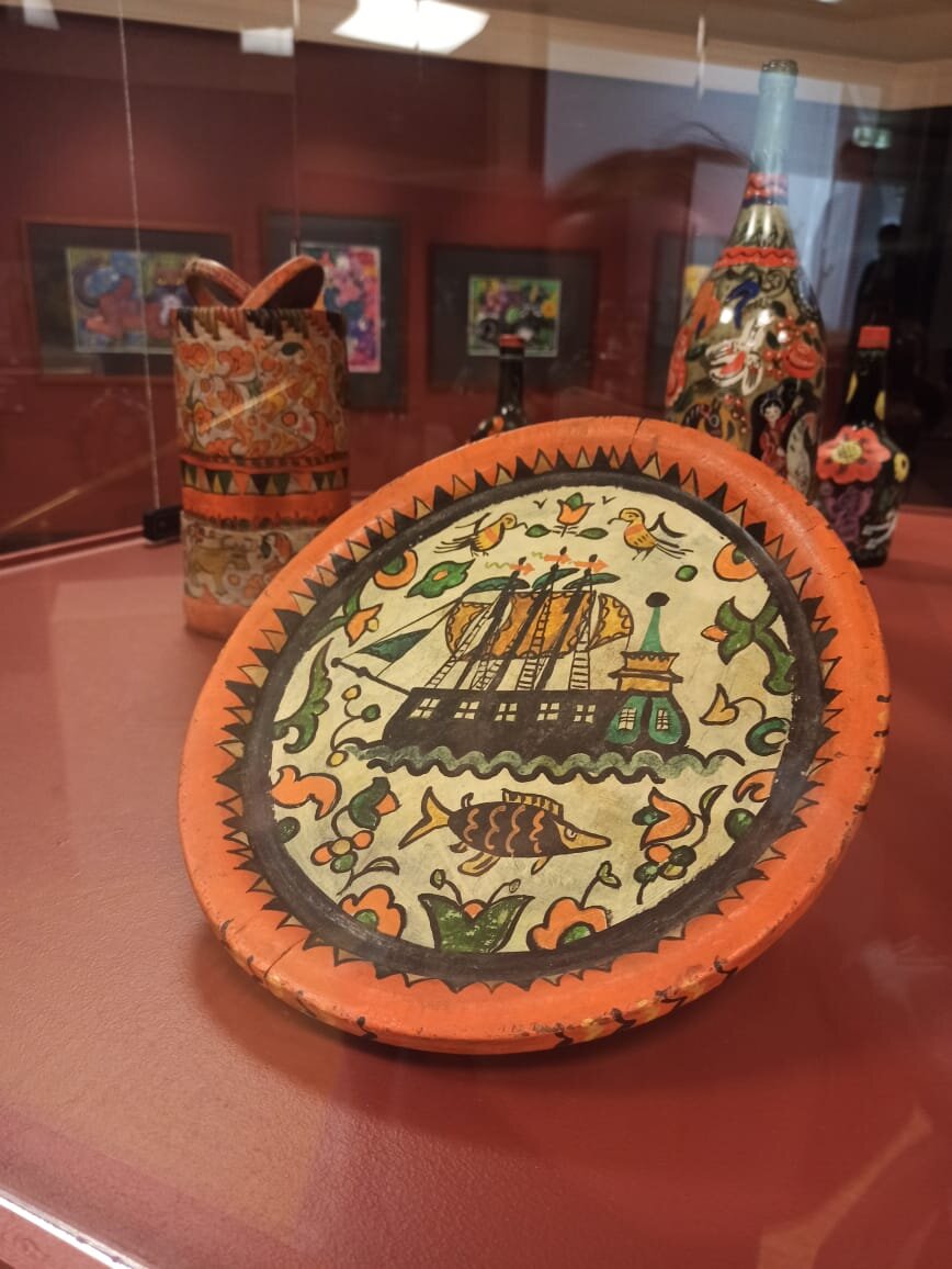 Фото автора. Выставка Татьяны Мавриной в Третьяковской галерее.