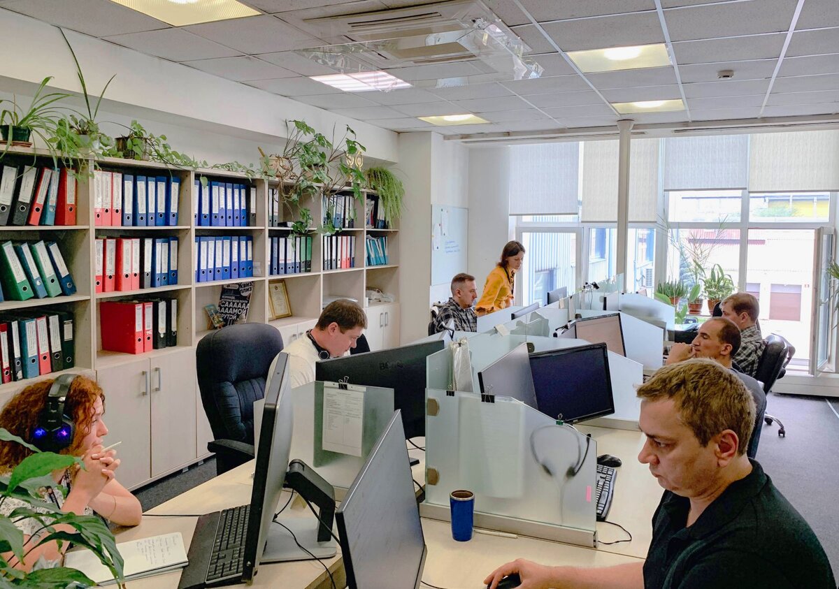  Разработчики департамента технологий