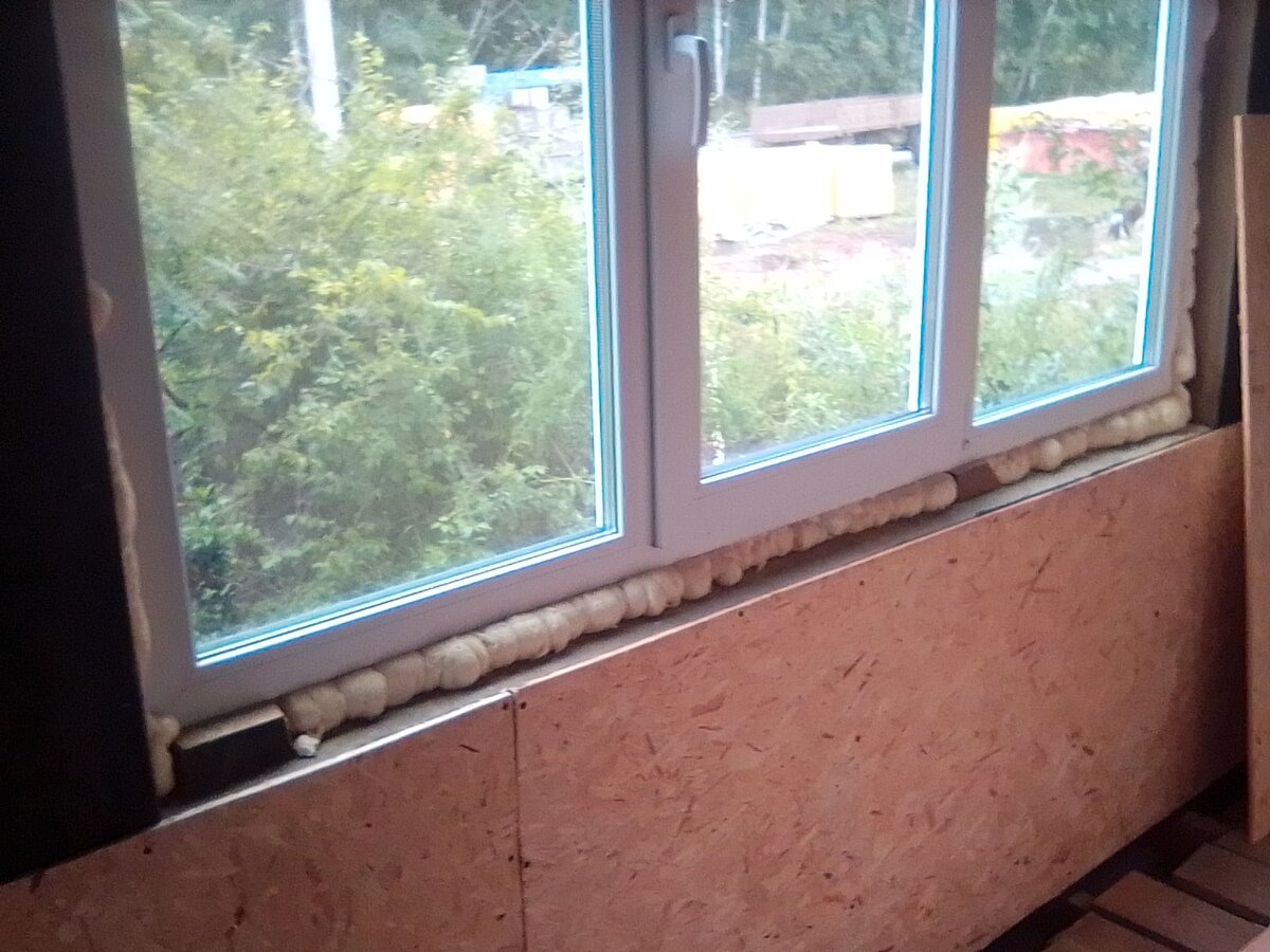 Эту стену обшивала сама