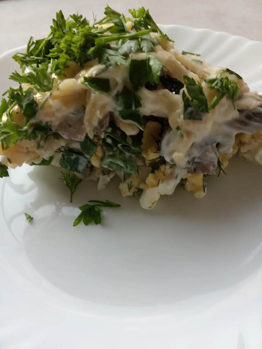 Рыбный салат с грибами – пошаговый рецепт приготовления с фото