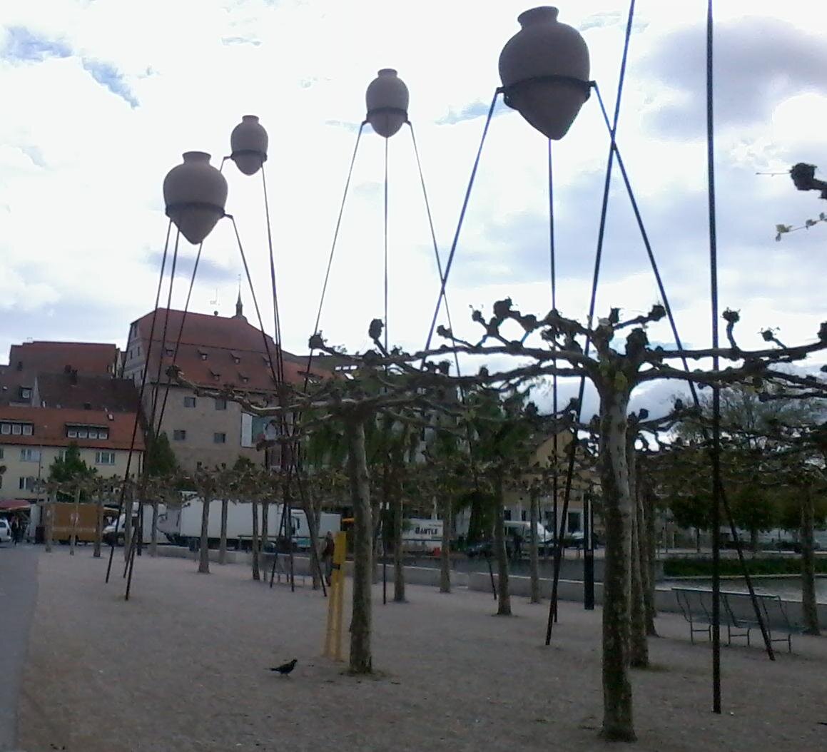 Сложно предсказать, насколько высоко поднимется доходность облигаций на рынке, какую форму примет купленная облигация в дальнейшем. Фото автора