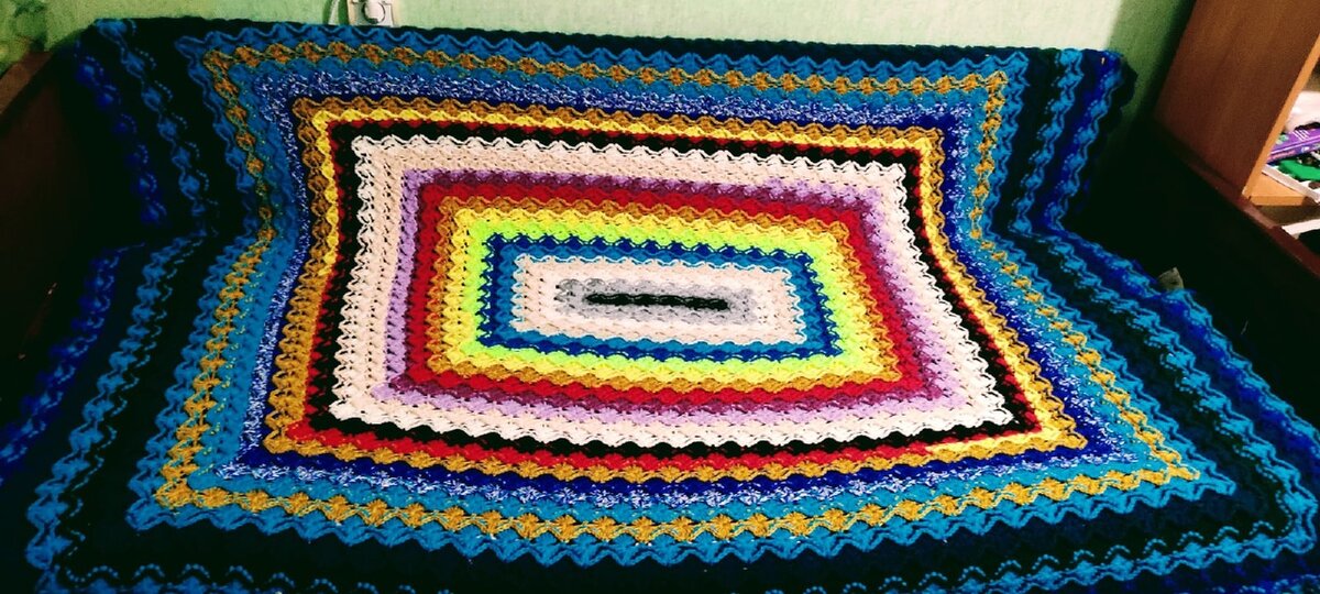 Простите за качество фото. Что-то в последнее время камера вообще никакая. Да и места подходящего для фотосессии крупных вещей нет