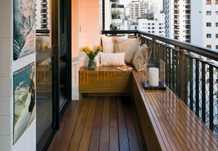 Декор балкона – делаем райский сад