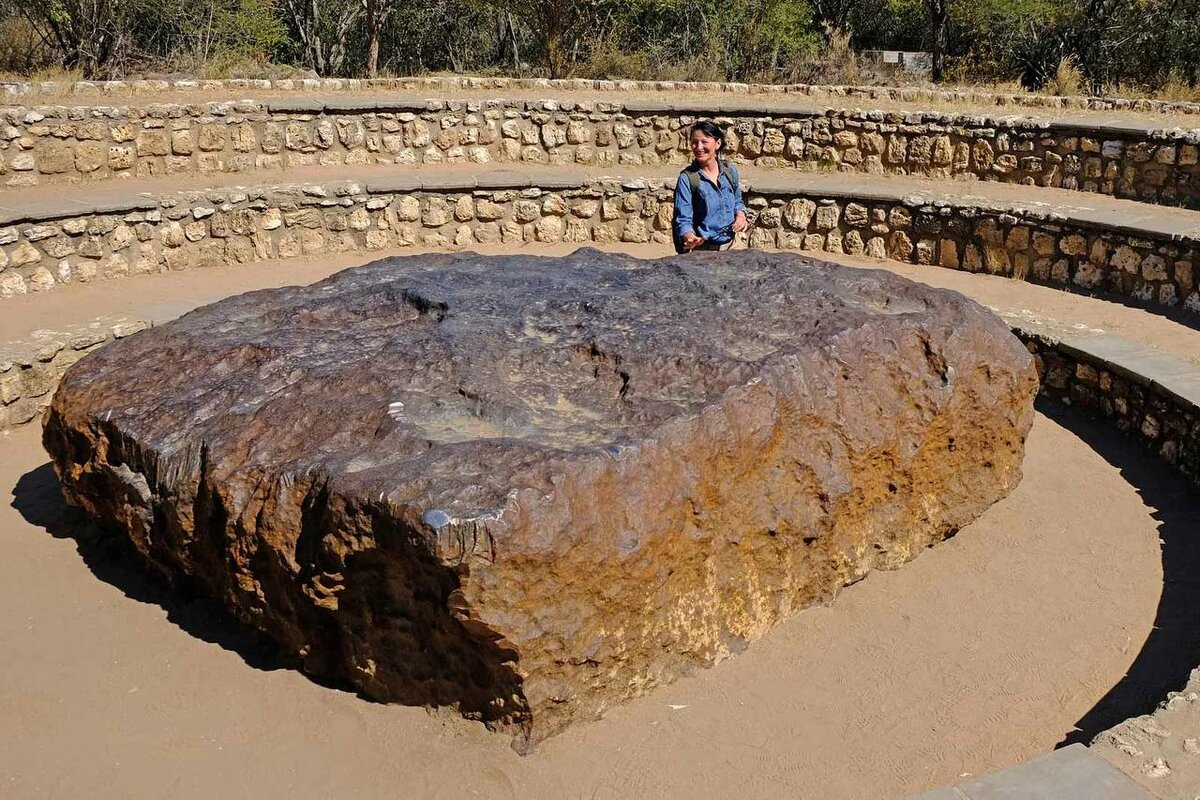 Фото метеоритов найденных на земле метеоритов