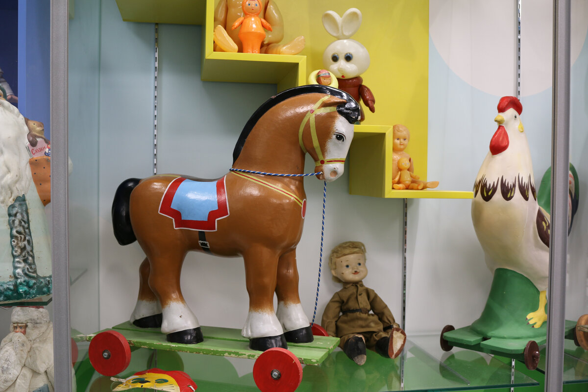 Самарская фабрика игрушек. Фабрика игрушек ковров. Свердловская фабрика игрушек. Есть фабрика игрушек