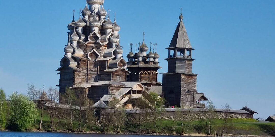 Сердце Карелии – Кижи.