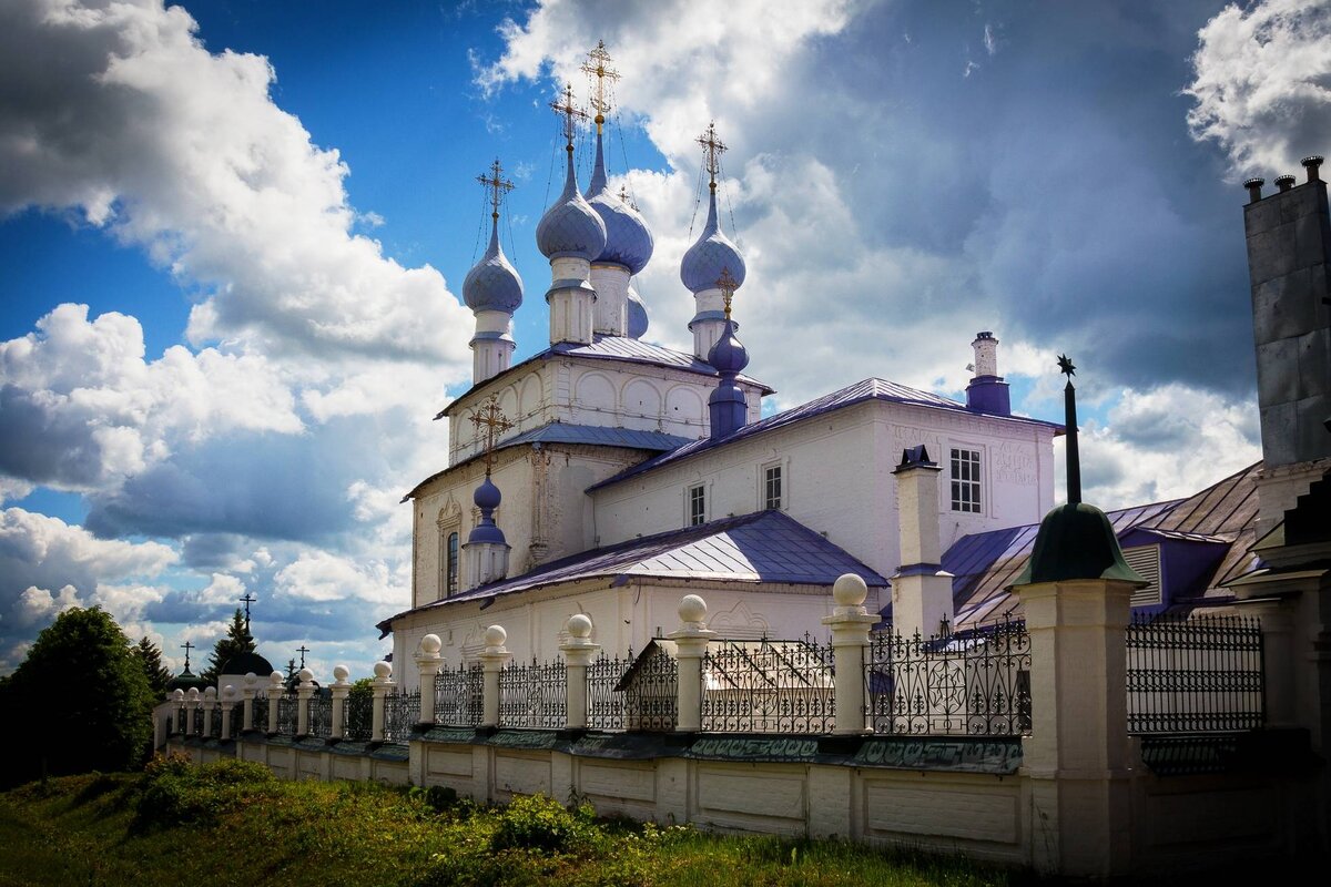 Крестовоздвиженский храм Иваново
