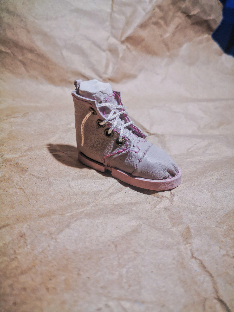  Вы можете листать>