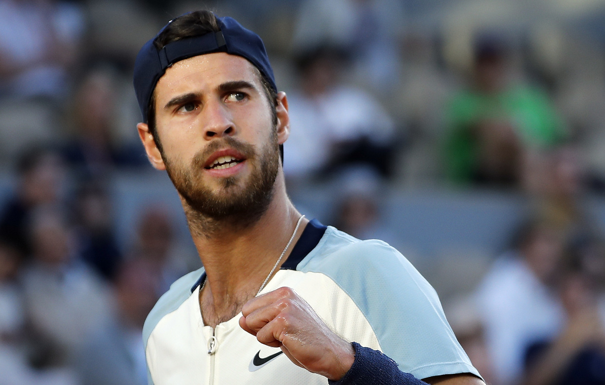    Карен Хачанов  EPA-EFE/CHRISTOPHE PETIT TESSON