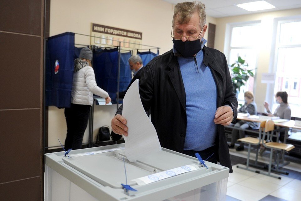     Голосование началось 9 сентября. Юлия ПЫХАЛОВА