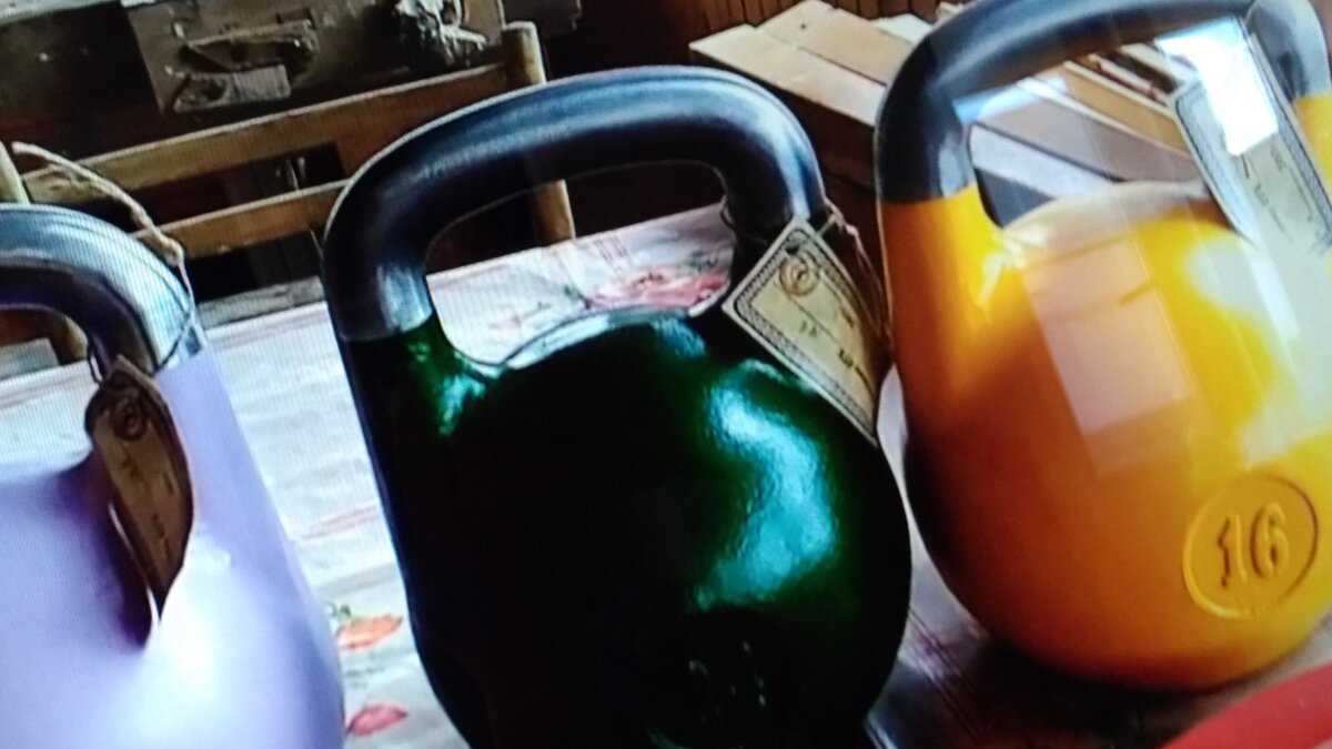 Мои гири. Подписывайтесь на канал и ставьте лайк. Так Вы поможете развитию канала.