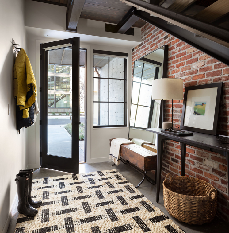 Входная зона