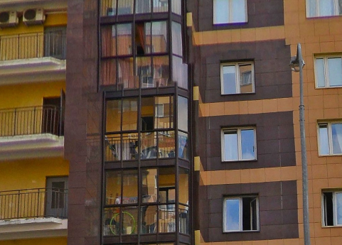 Те самые балконы с кучей хлама