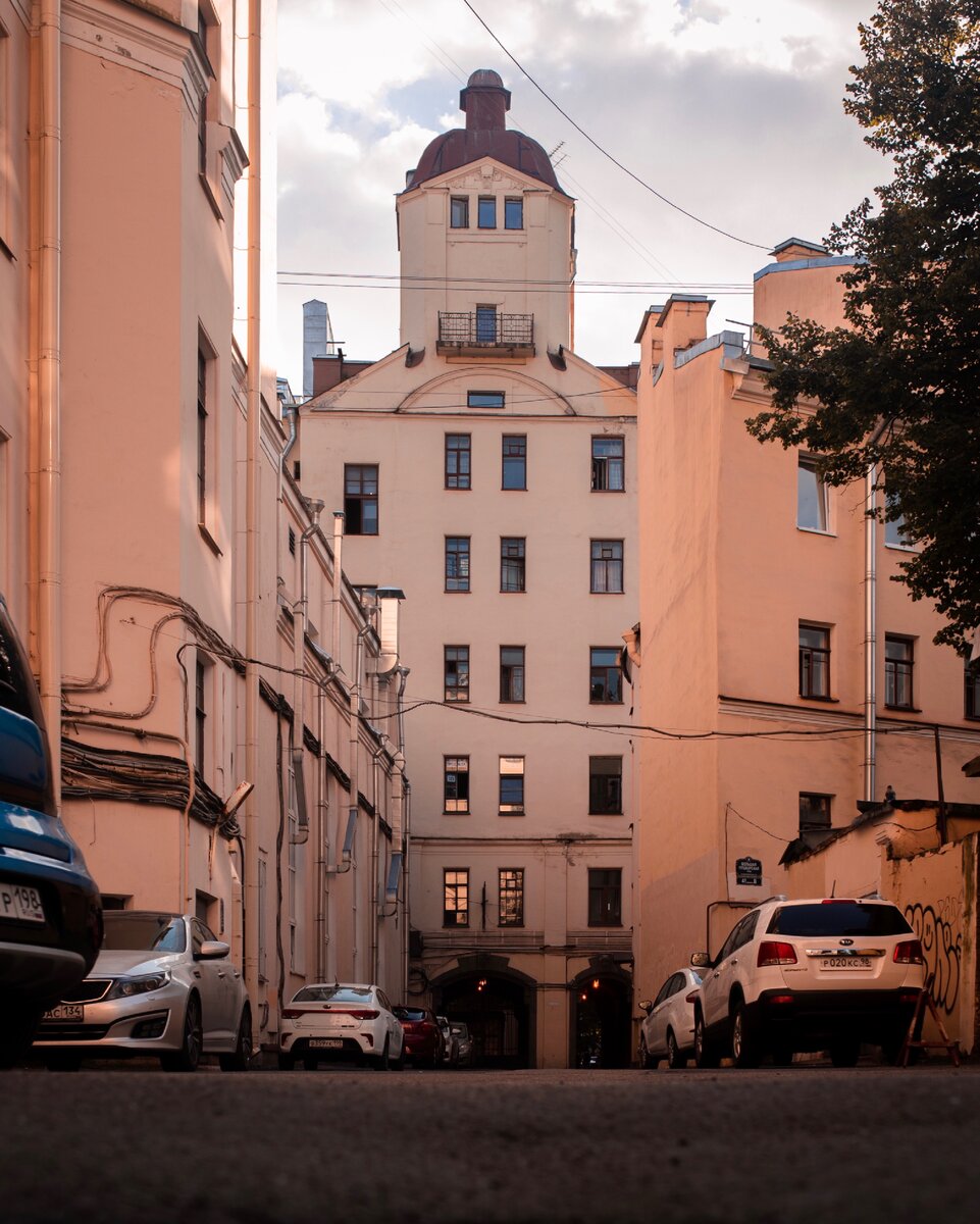 Дом бенуа в санкт петербурге